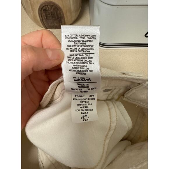 Hudson Barbara High-Rise Bootcut Jean White Size 29 - Picture 7 of 7